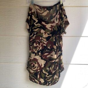 Karen Kane Camouflage Short Sleeve Top
